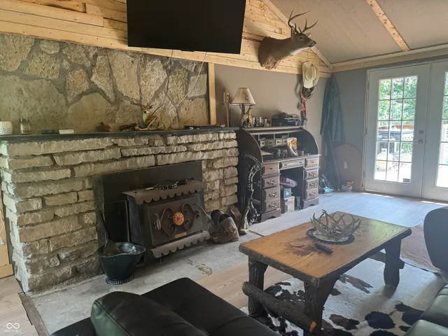 $150,000 | 25146 Sanes Creek Road, Laurel, IN 47024