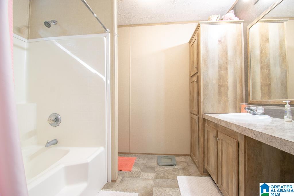 321 Deaver Walker Road Trafford, AL 35172 - Photo 15 of 29
