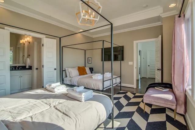 $4,975 | 2125 Acklen Avenue, Unit B, Nashville, TN 37212