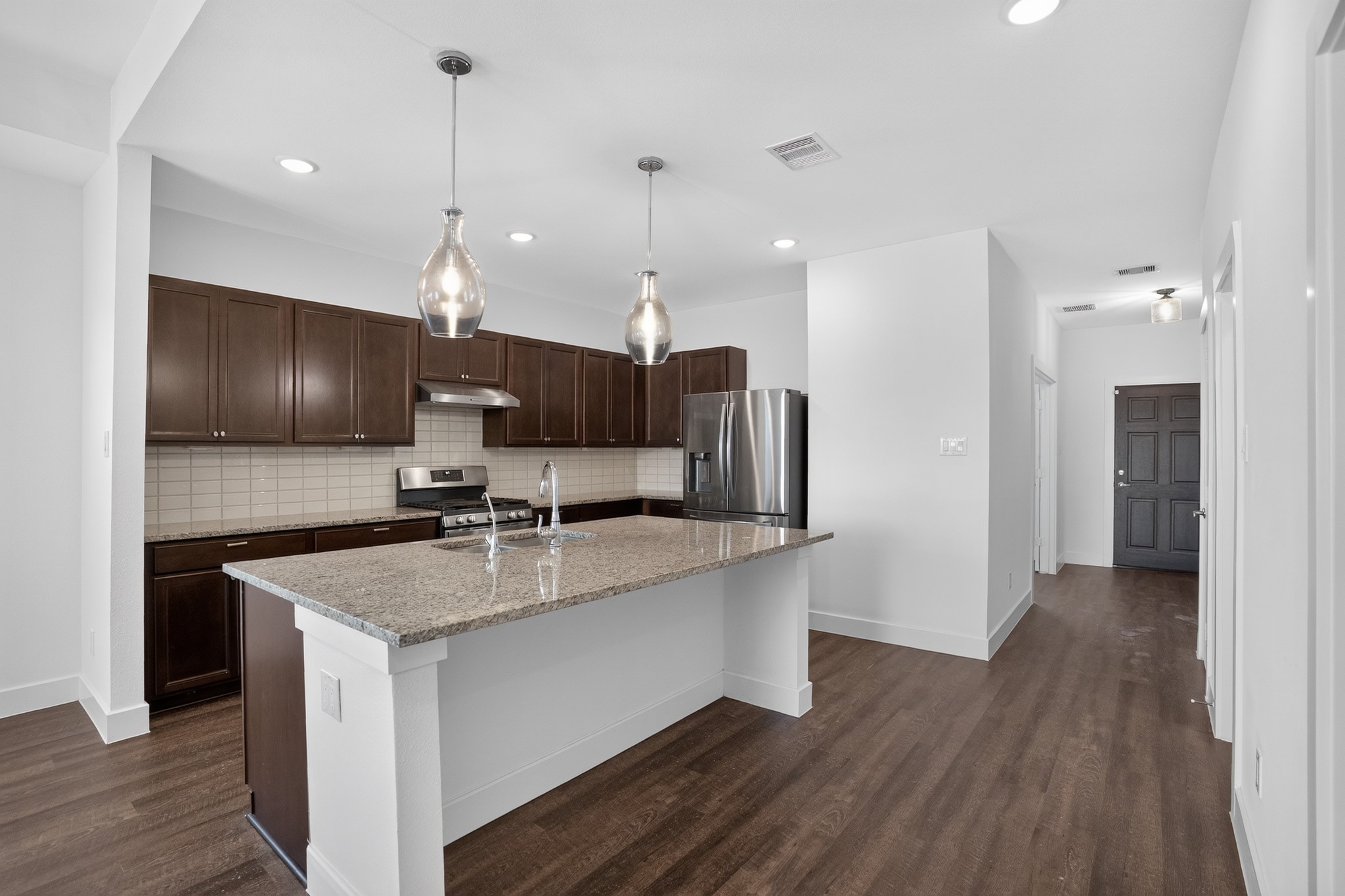 12340 North Chestnut Conroe, TX 77303 - Photo 10 of 15