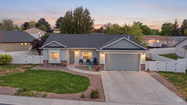 $339,500 | 2290 Vista Avenue, Payette, ID 83661