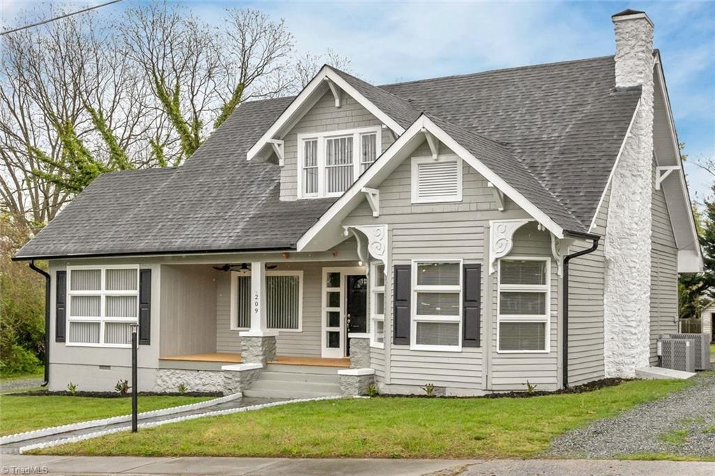 209 Spring Street Thomasville, NC 27360 - Photo 2 of 29