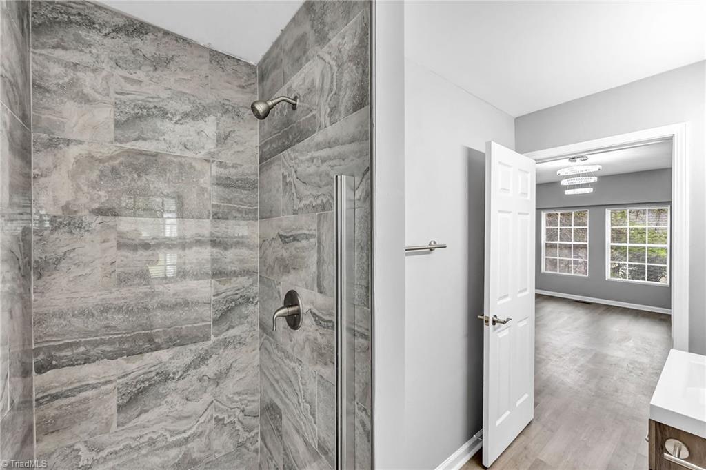 209 Spring Street Thomasville, NC 27360 - Photo 10 of 29