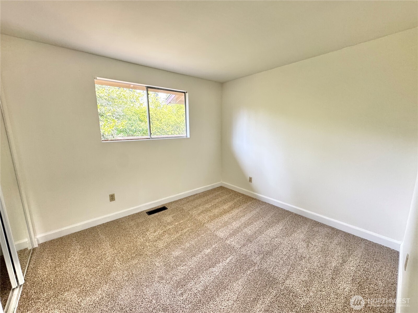 807 Grimes Road Bothell, WA 98012 - Photo 12 of 26