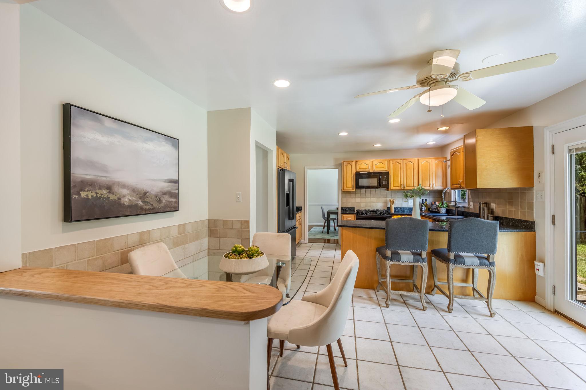 7808 Braemar Way Springfield, VA 22153 - Photo 20 of 47 Updated eat-in Kitchen with breakfast bar