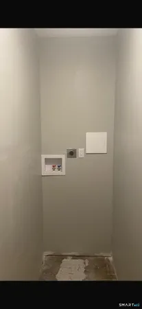 $1,700 | 142 Chestnut Avenue, Waterbury, CT 06710