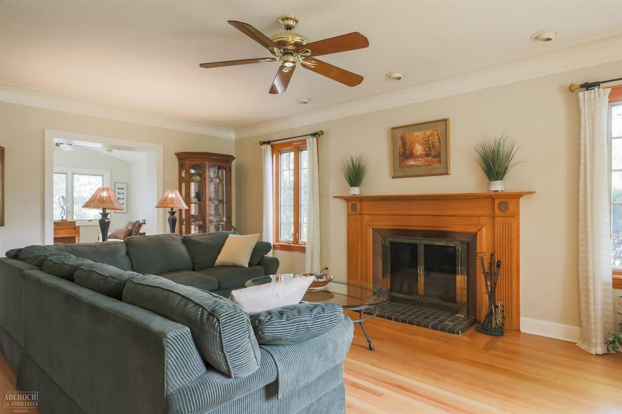 789 Pemberton Road Grosse Pointe Park, MI 48230 - Photo 4 of 42