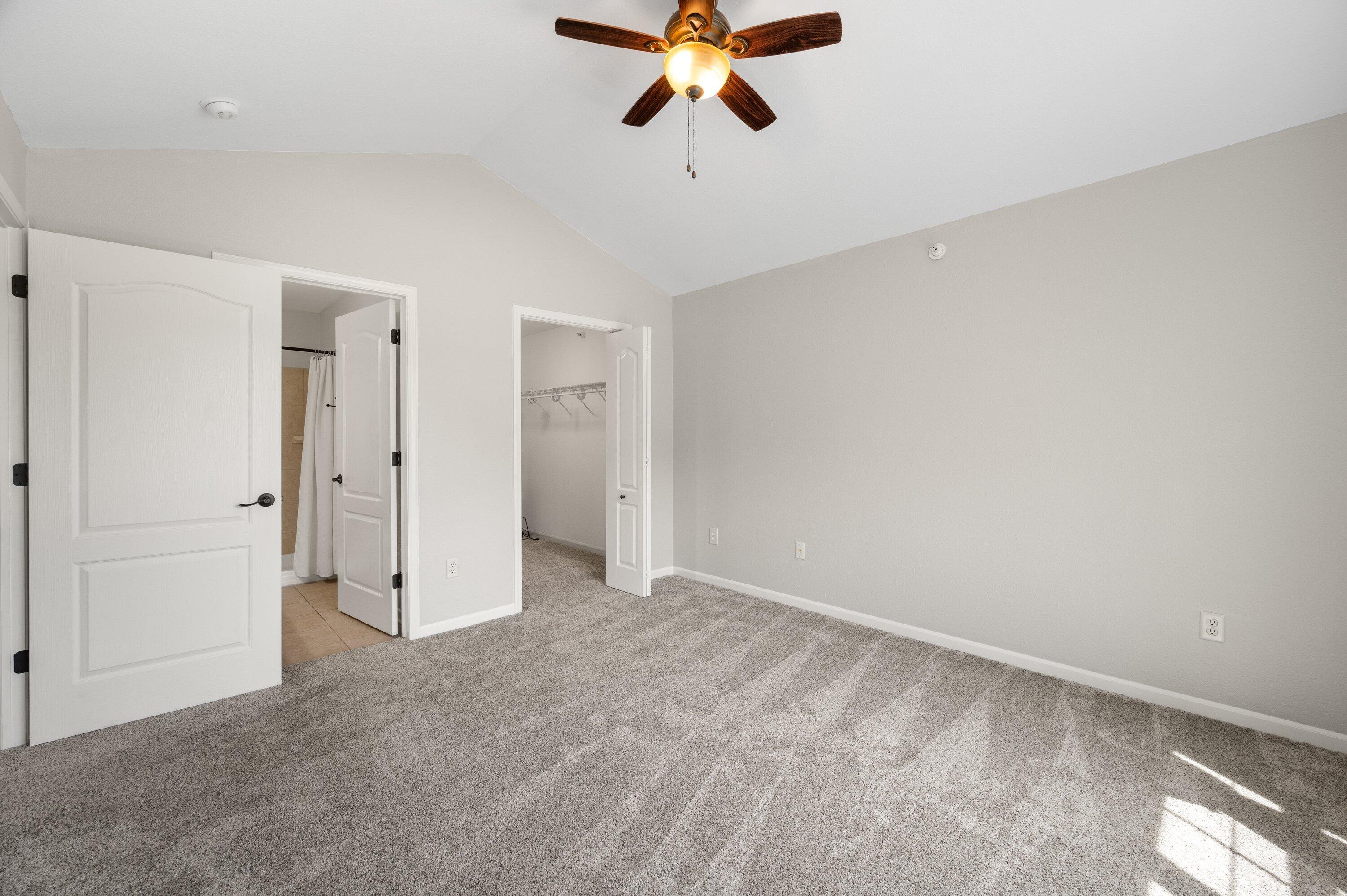 9301 South Cobblestone Way, Unit H Franklin, WI 53132 - Photo 14 of 33 0099