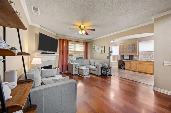 $430,000 | 308 Foreman Drive, Euless, TX 76039