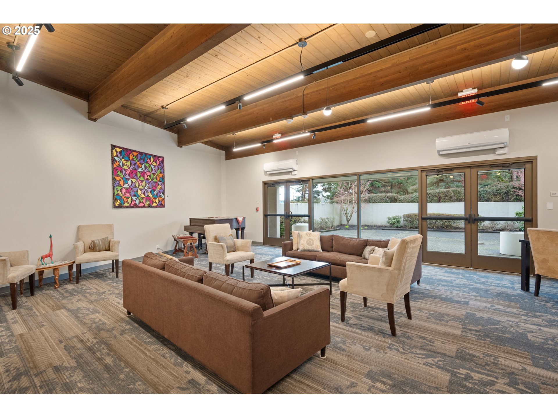 2221 Southwest 1st Avenue, Unit 2225 Portland, OR 97201 - Photo 44 of 47 a living room with furniture