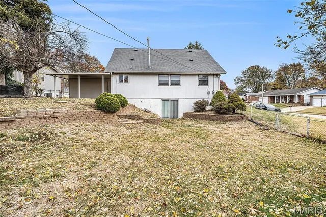 $240,000 | 4398 Varano Drive, Florissant, MO 63033