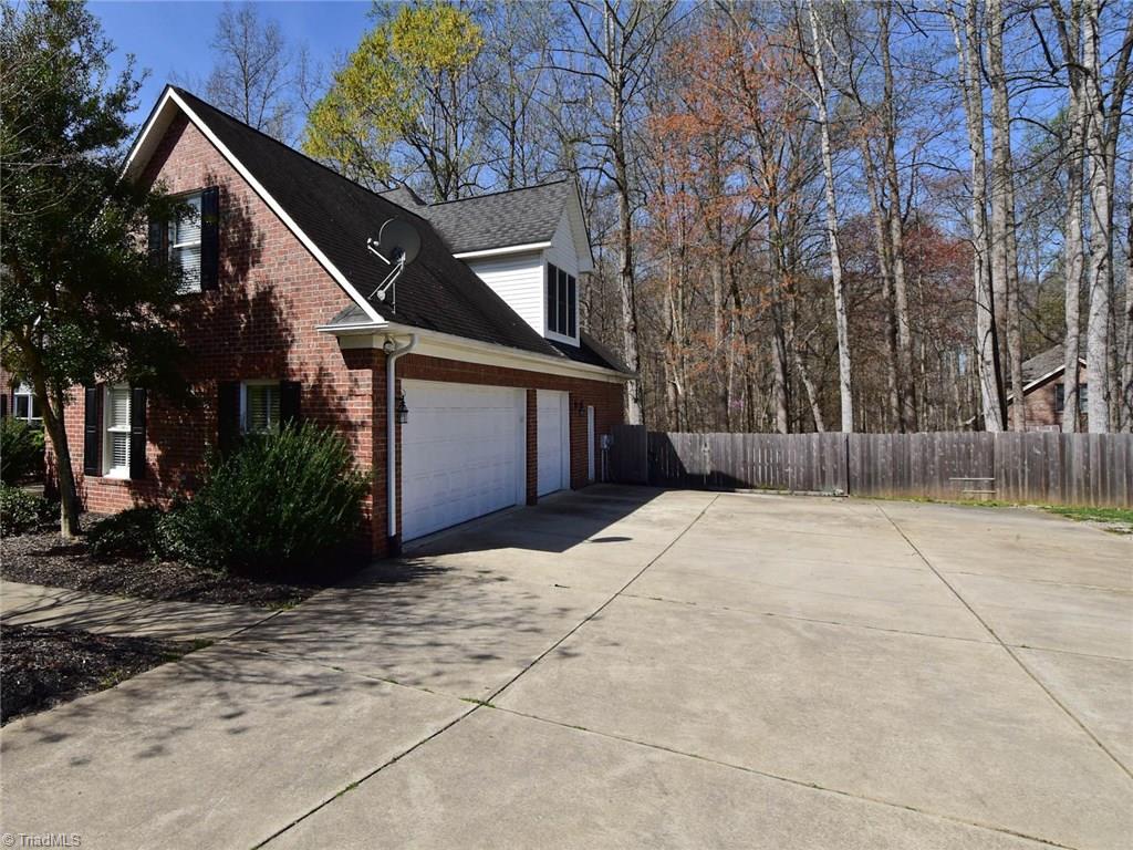 1807 Ridge Oaks Drive Oak Ridge, NC 27310 - Photo 2 of 30