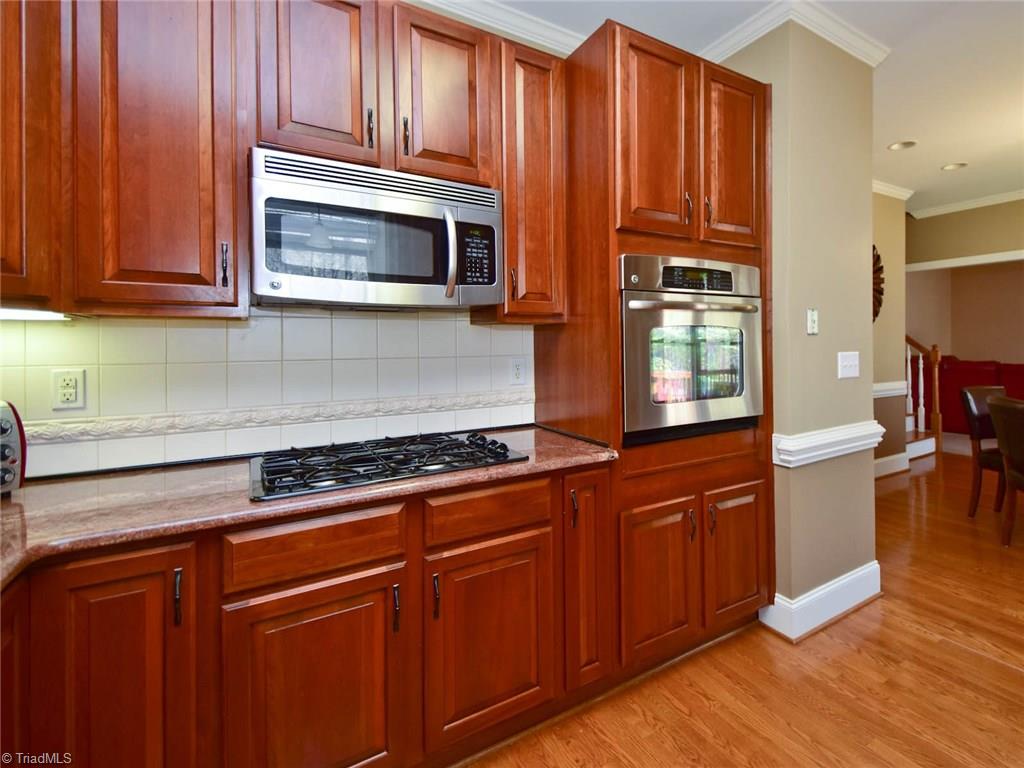 1807 Ridge Oaks Drive Oak Ridge, NC 27310 - Photo 15 of 30