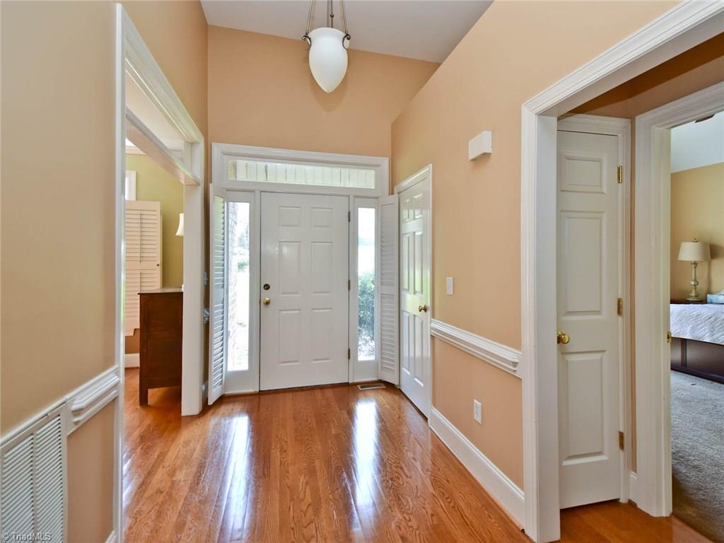 1807 Ridge Oaks Drive Oak Ridge, NC 27310 - Photo 3 of 30