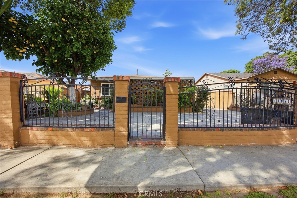 13054 Amar Road Baldwin Park, CA 91706 - Photo 9 of 52