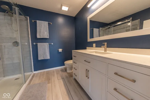 $329,000 | 3244 Rolling Hill Drive, Columbus, IN 47201