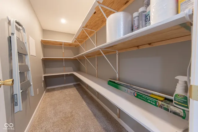 $329,000 | 3244 Rolling Hill Drive, Columbus, IN 47201