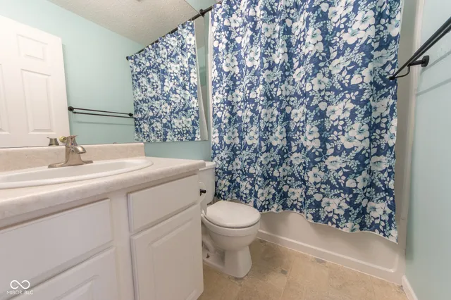 $329,000 | 3244 Rolling Hill Drive, Columbus, IN 47201