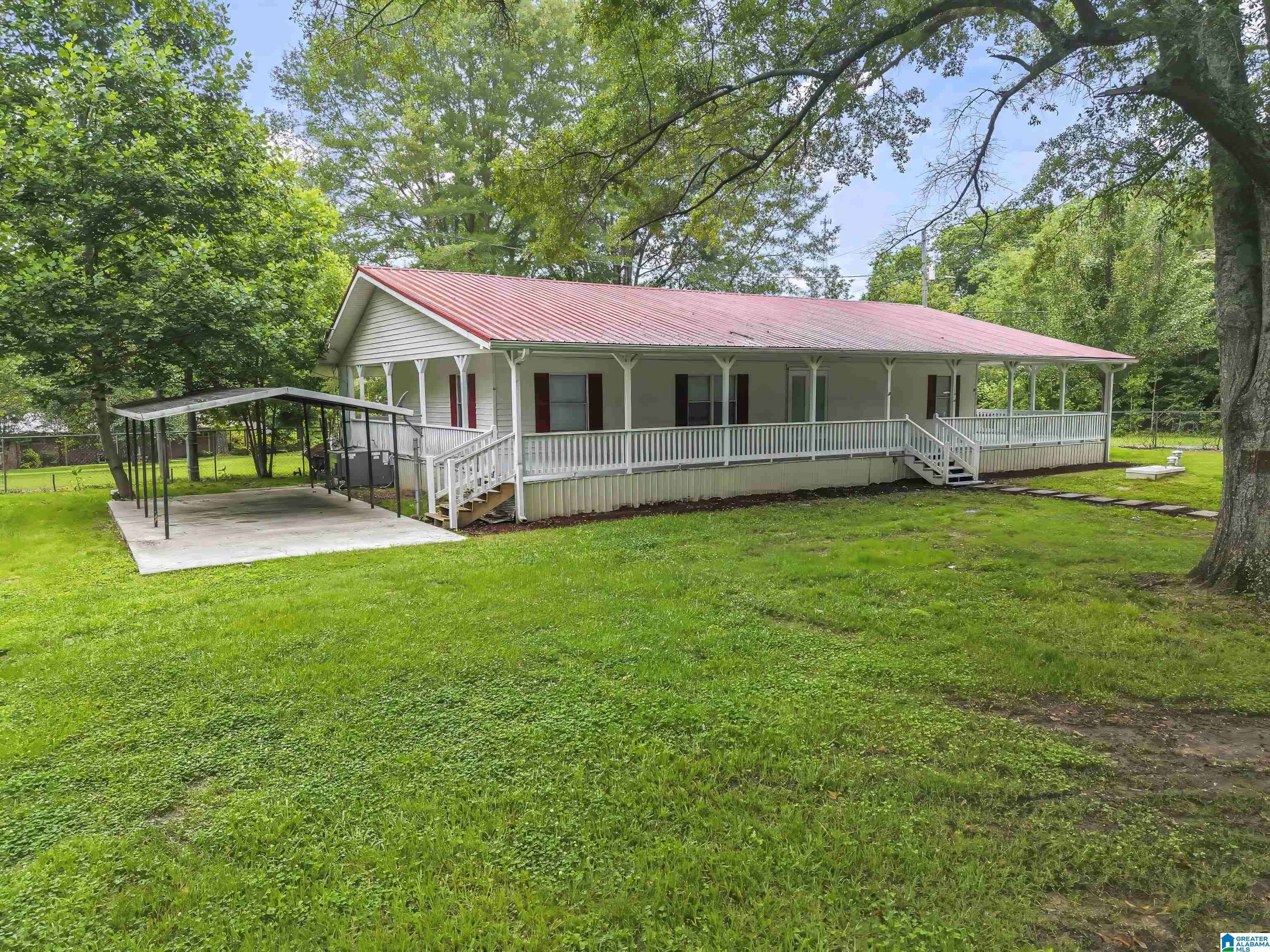 601 Riverside Drive Warrior, AL 35180 - Photo 1 of 36