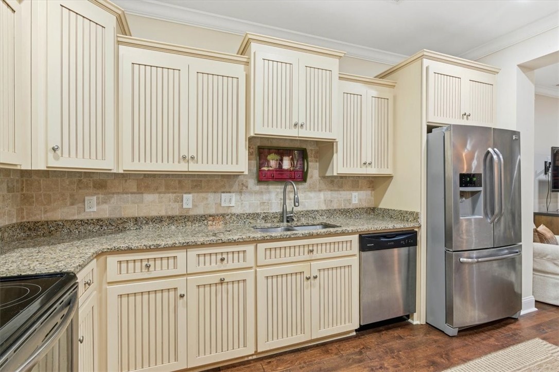 502 Reserve Lane St. Simons Island, GA 31522 - Photo 9 of 45