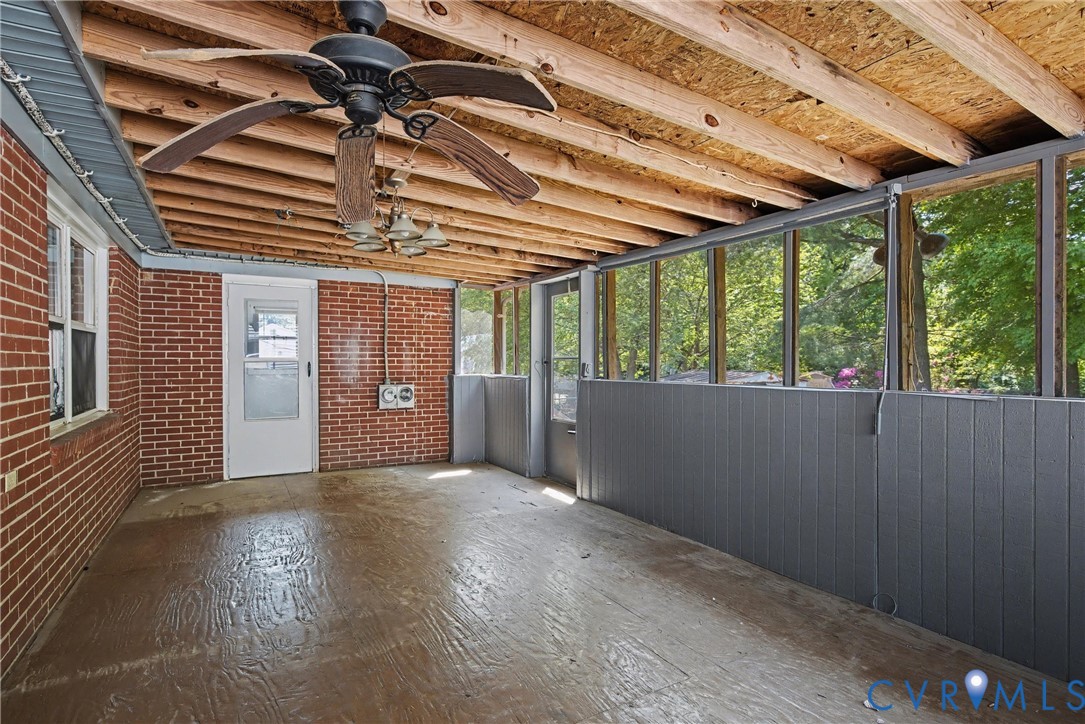 407 Henry Street Suffolk, VA 23434 - Photo 14 of 17