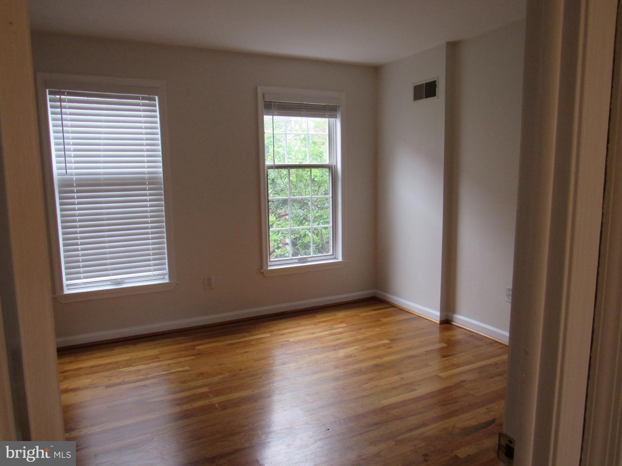 419 Quince Street Philadelphia, PA 19147 - Photo 18 of 31 Bedroom 2R