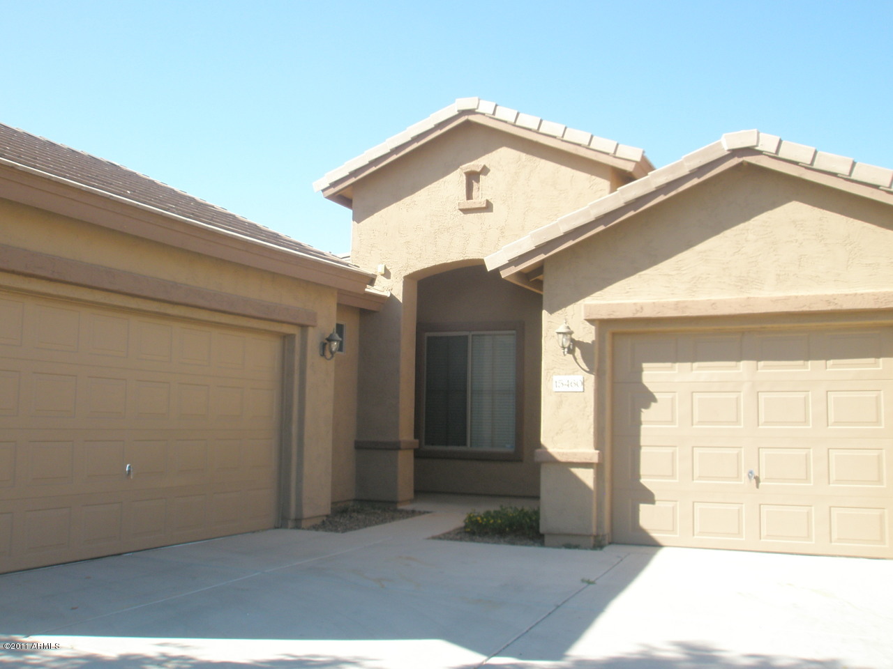 15460 West Redfield Road Surprise, AZ 85379 - Photo 4 of 48 4