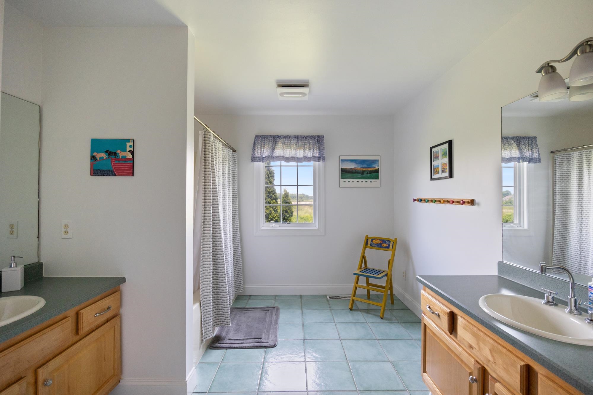 803 Nowland Farm Road South Burlington, VT 05403 - Photo 38 of 51