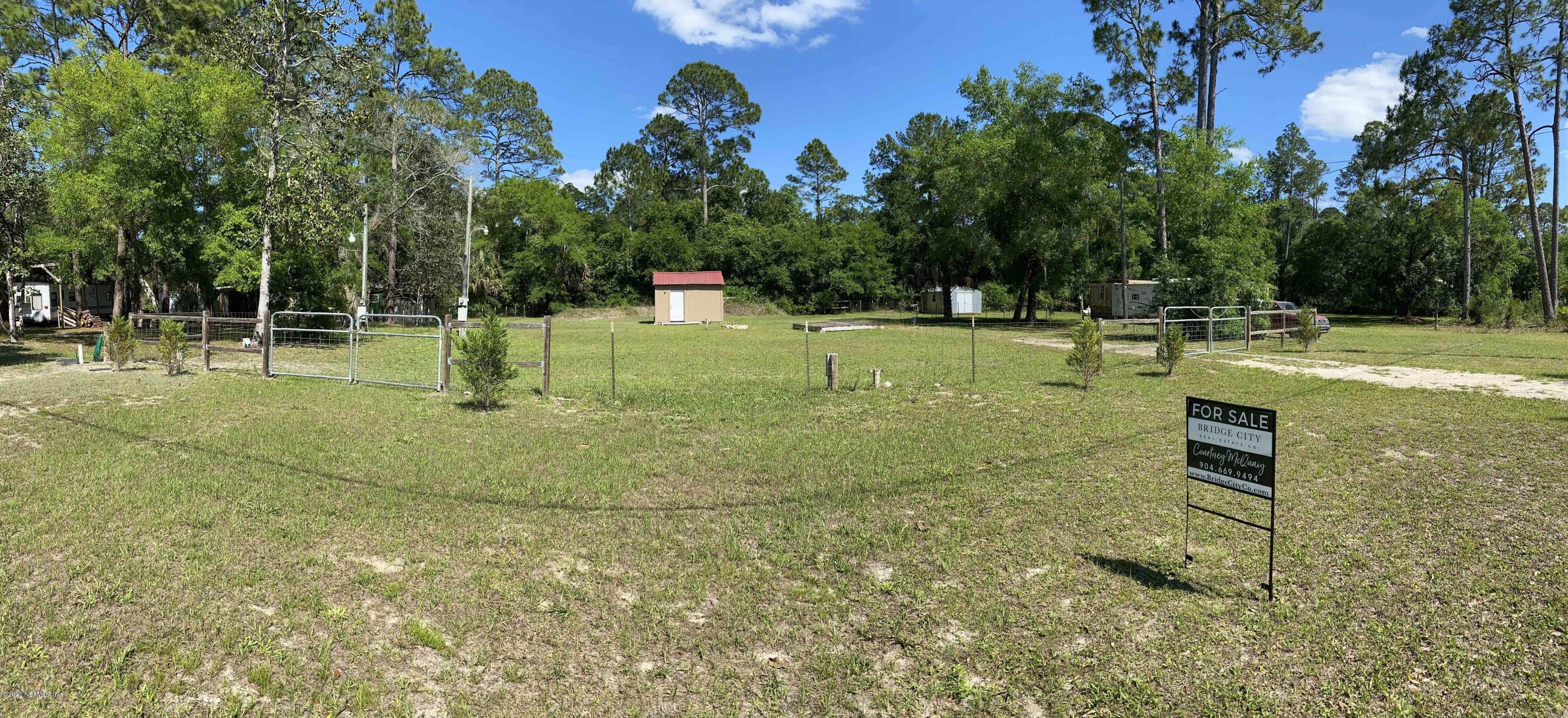 408 1st Street Steinhatchee, FL 32359 - Photo 4 of 6 a view of a backyard