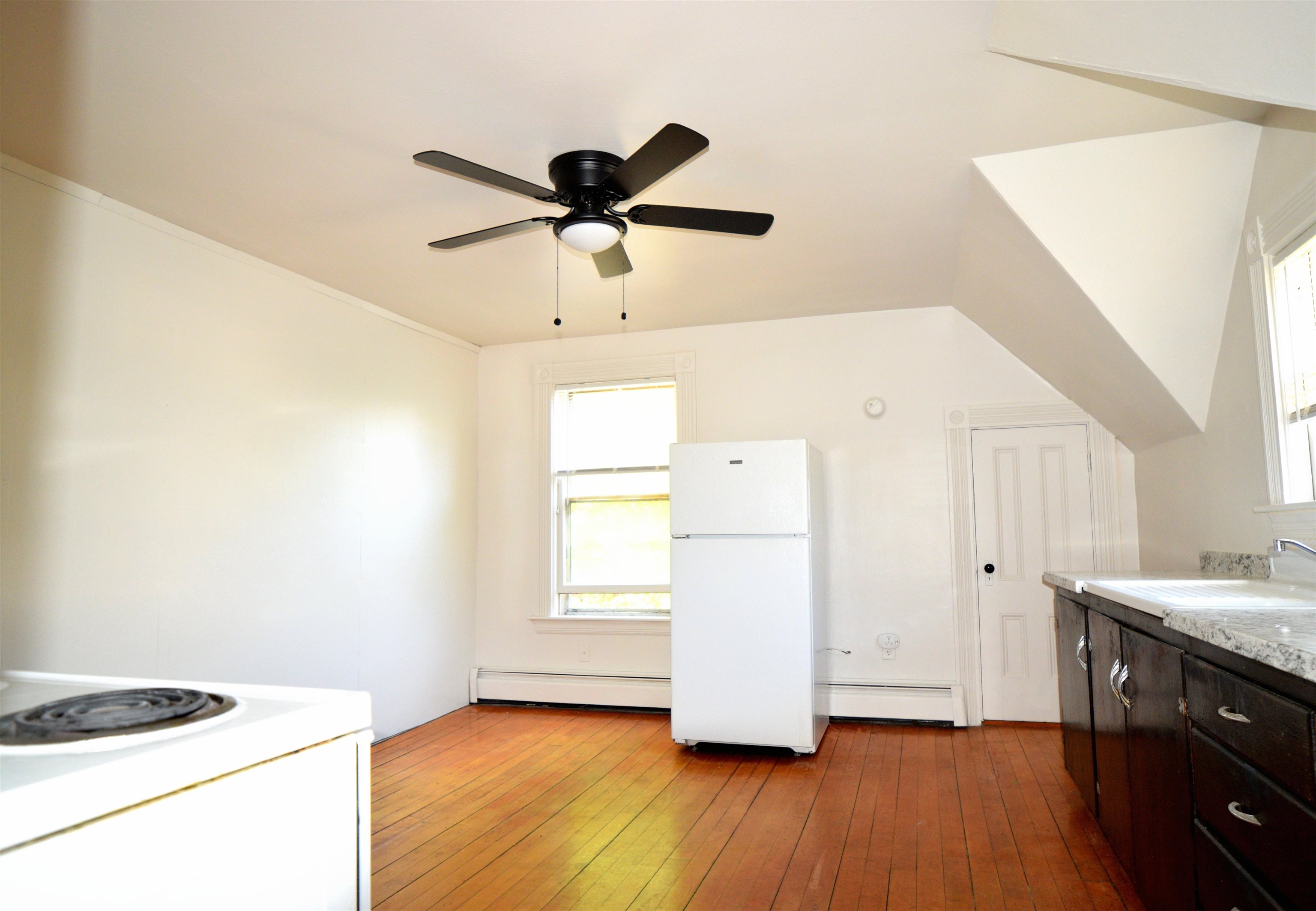 81 Winter Street, Unit 2 Exeter, NH 03833 - Photo 5 of 10