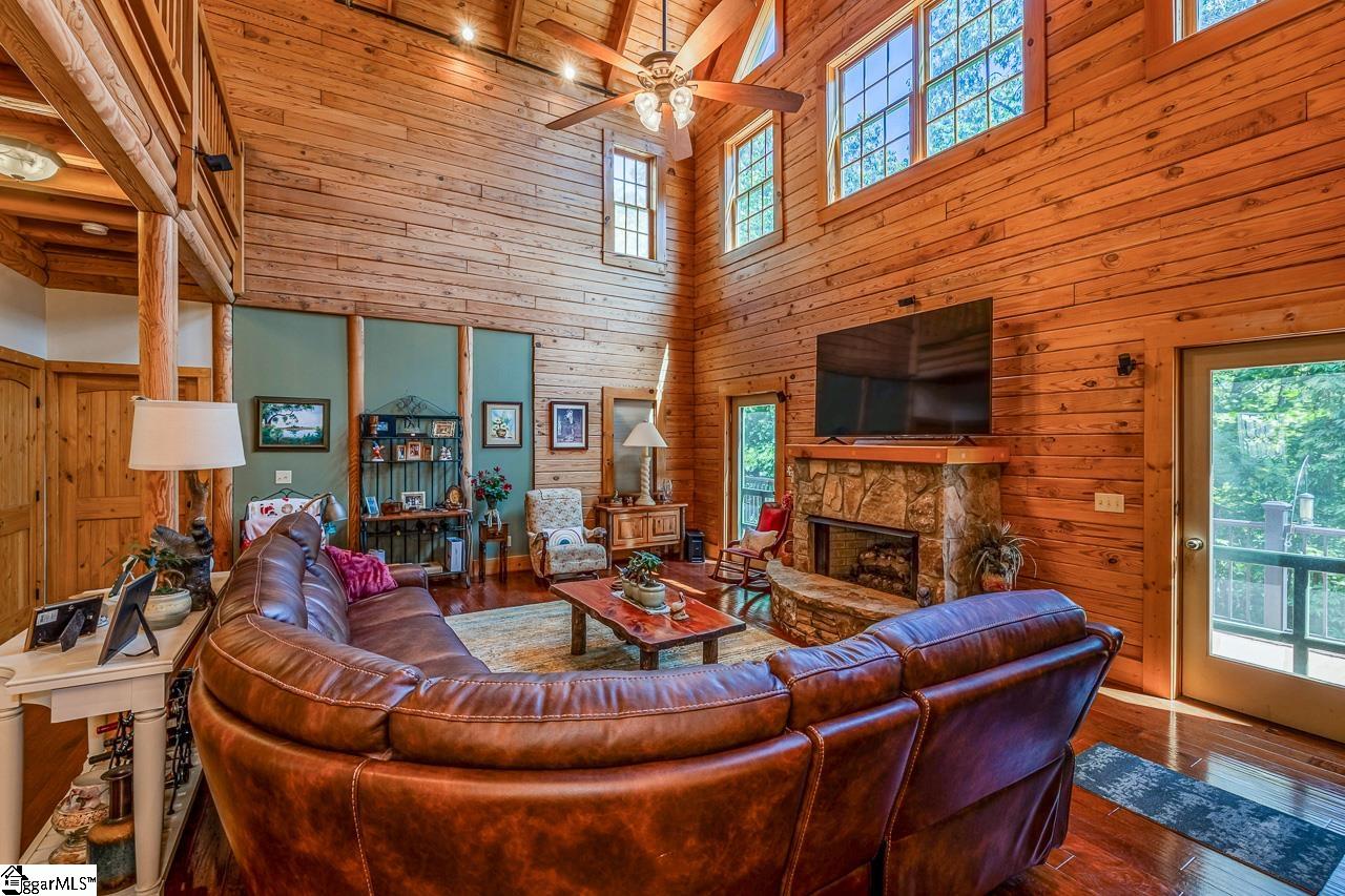 305 Cripple Creek Road Cleveland, SC 29635 - Photo 5 of 36