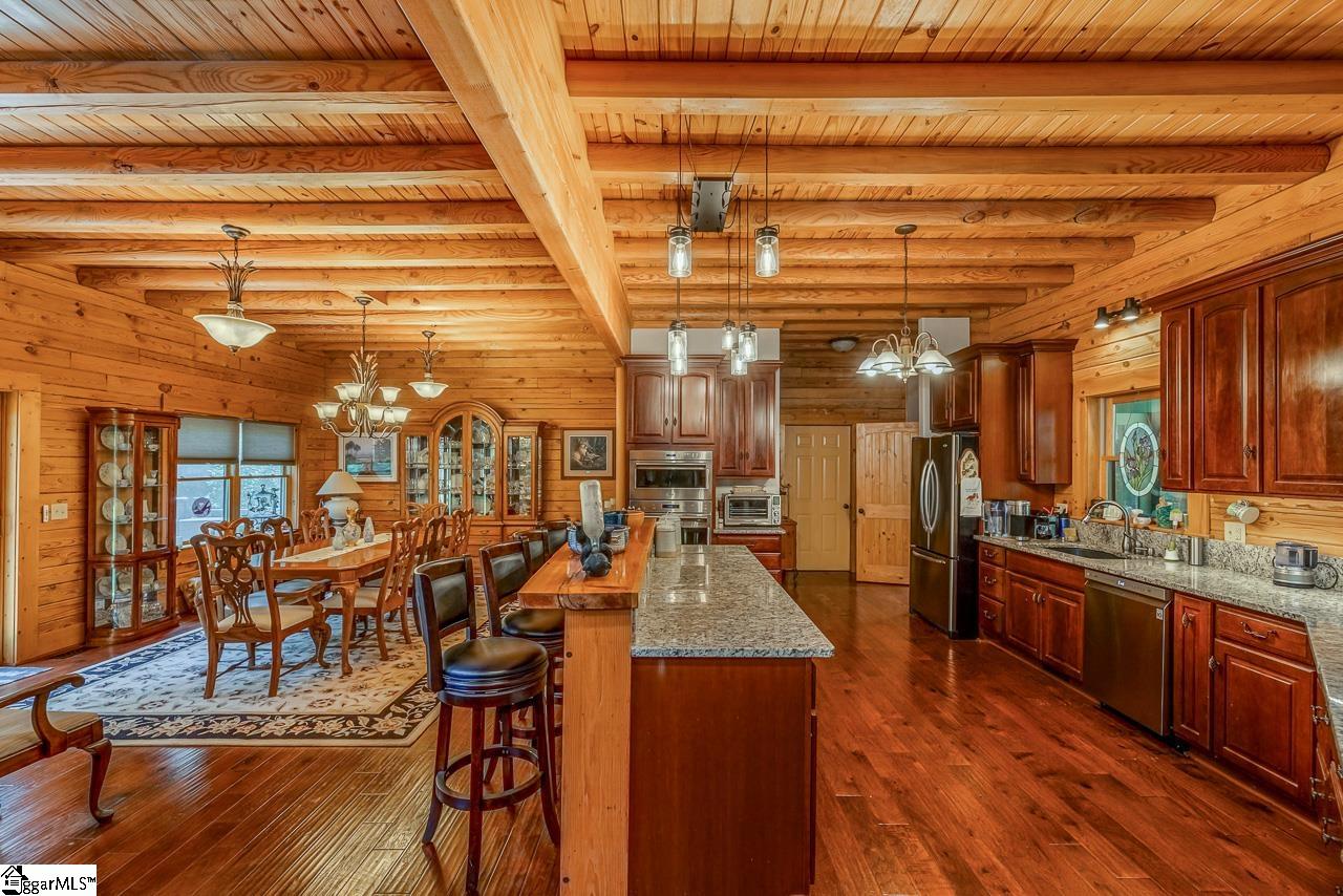 305 Cripple Creek Road Cleveland, SC 29635 - Photo 7 of 36