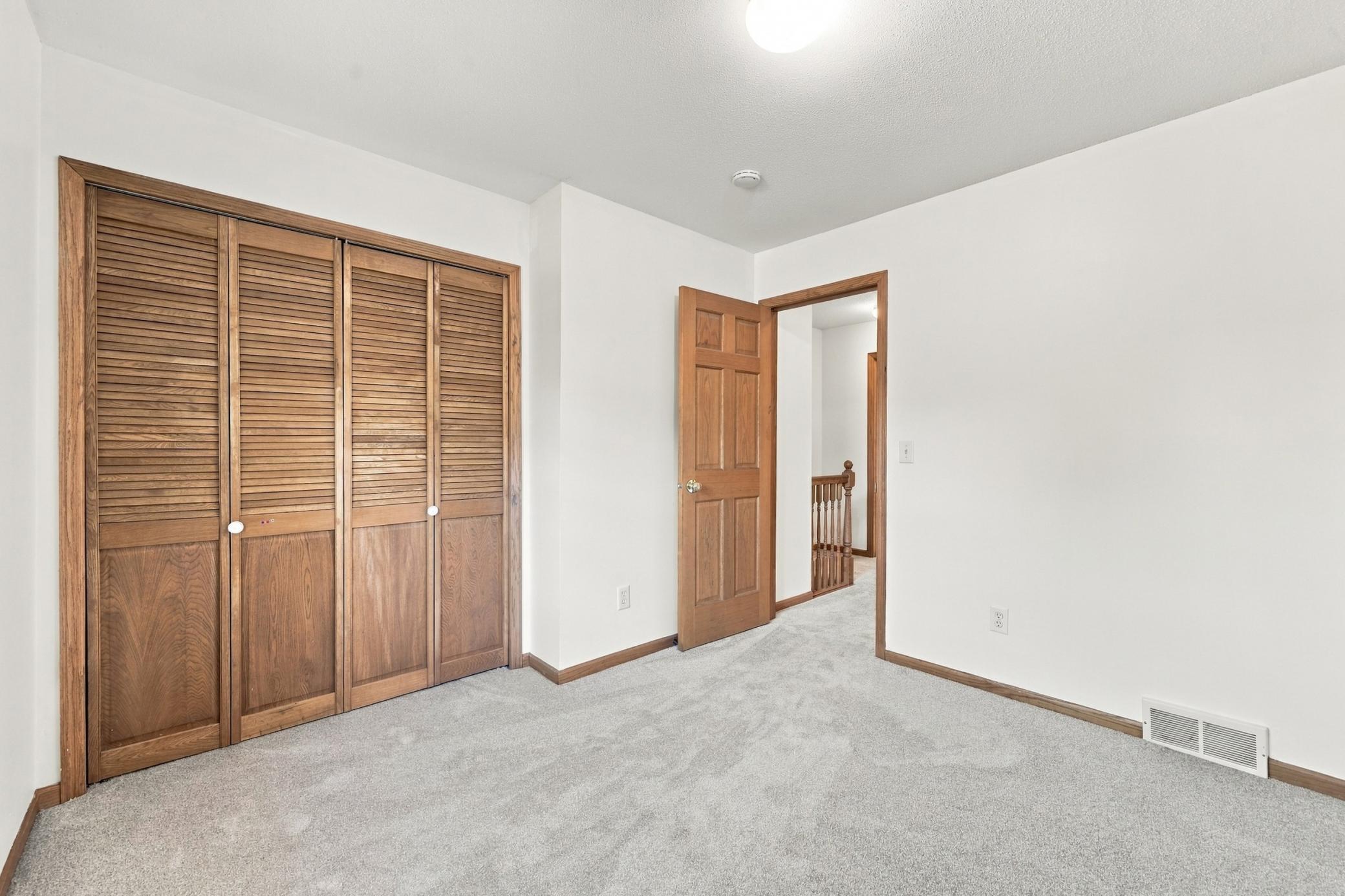 6980 Alpine Trail Eden Prairie, MN 55346 - Photo 17 of 21 Gallery Image 17
