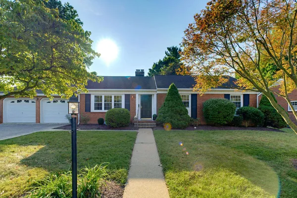 $450,000 | 112 West View Street, Bridgewater, VA 22812
