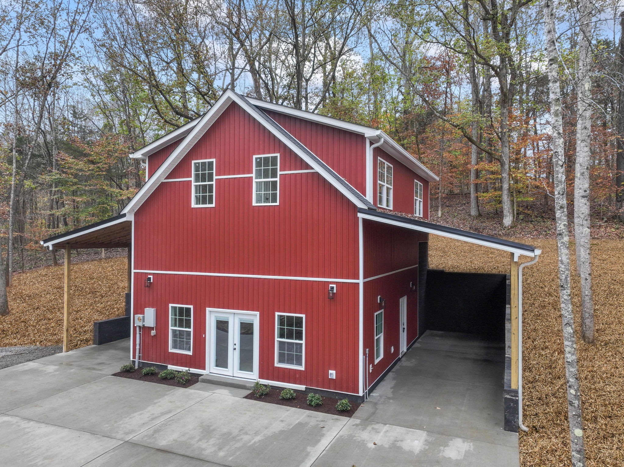 33 Estes Road Charlotte, TN 37036 - Photo 2 of 37 Gallery Image 2