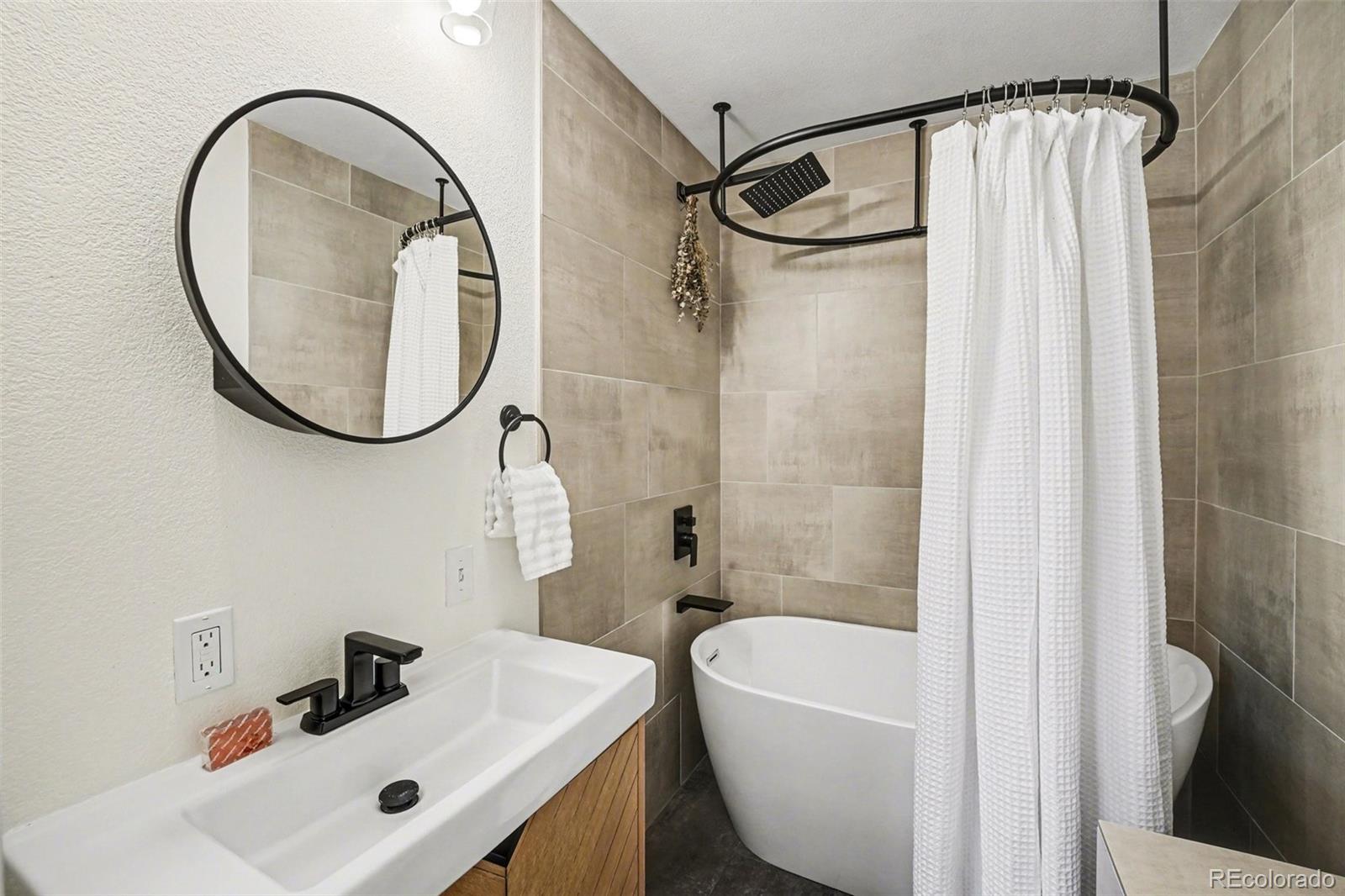 2582 Ingalls Street Edgewater, CO 80214 - Photo 11 of 21