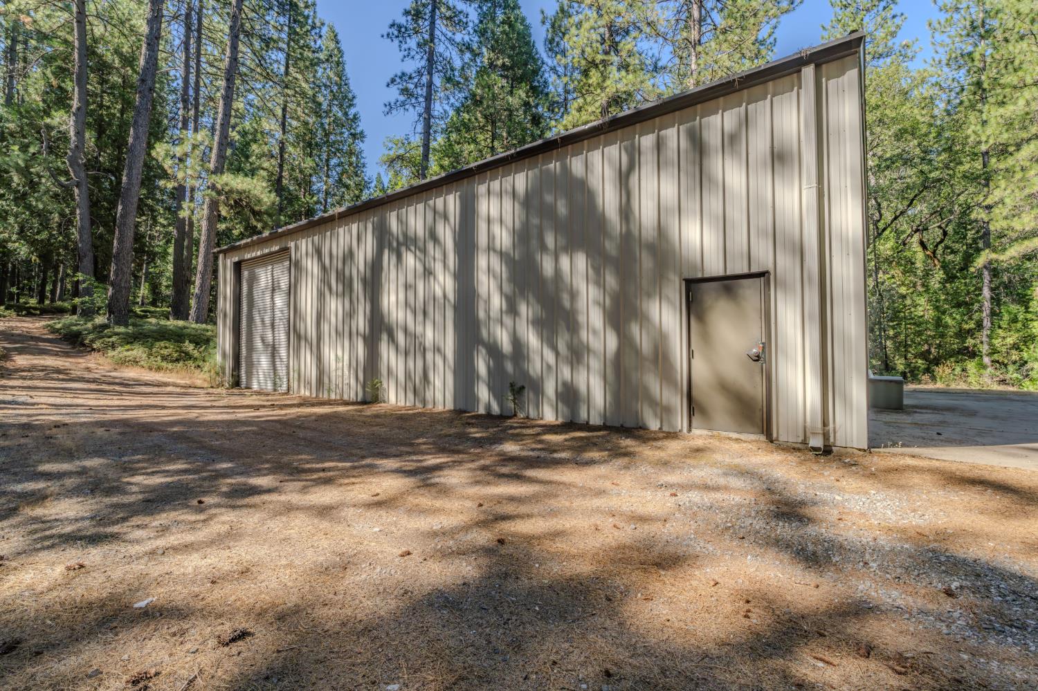 15736 Armstrong Road Mountain Ranch, CA 95246 - Photo 58 of 99 Gallery Image 58