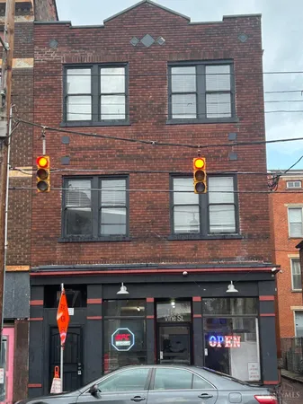 $1,000 | 1646 Vine Street, Unit 4, Cincinnati, OH 45202