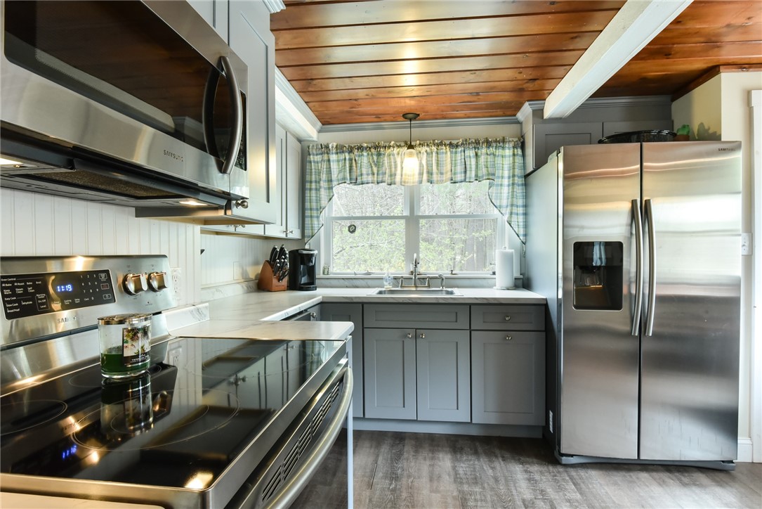 6785 Flat River Road Coventry, RI 02827 - Photo 9 of 29