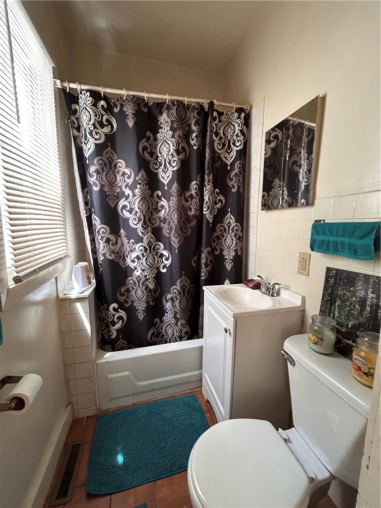 899 Genesee Street Rochester, NY 14611 - Photo 14 of 15