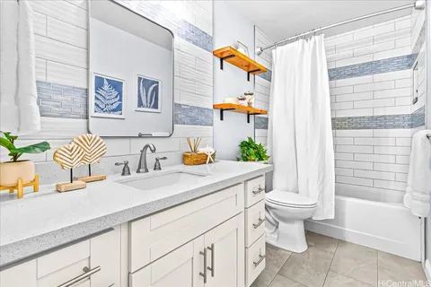 $585,000 | 3721 Kanaina Avenue, Unit 315, Honolulu, HI 96815