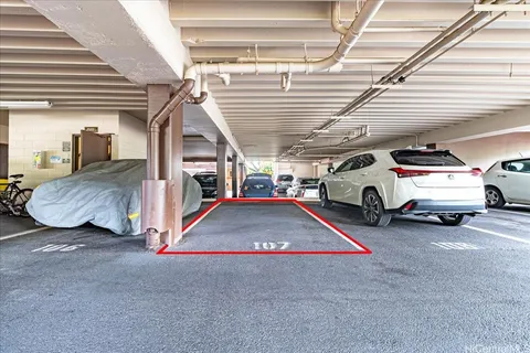 $585,000 | 3721 Kanaina Avenue, Unit 315, Honolulu, HI 96815