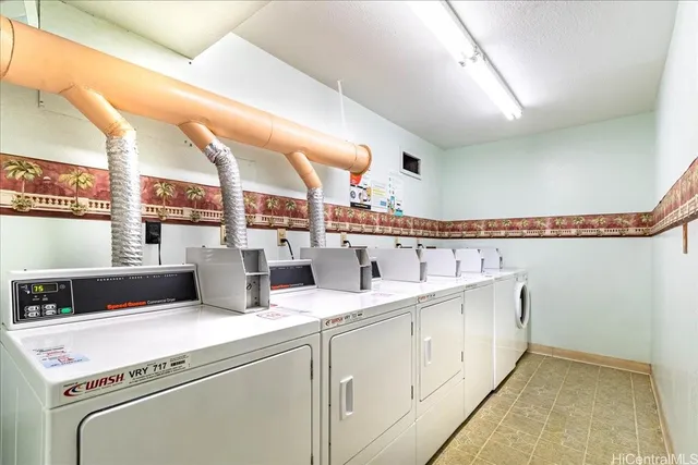 $585,000 | 3741 Kanaina Avenue, Unit 315, Honolulu, HI 96815