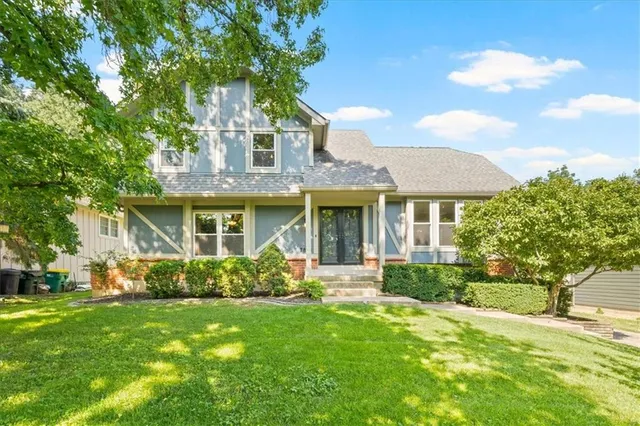 $420,000 | 7808 Long Avenue, Lenexa, KS 66216