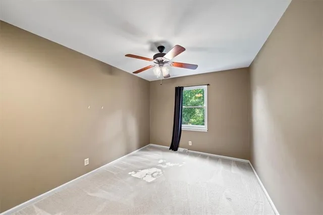 $420,000 | 7808 Long Avenue, Lenexa, KS 66216