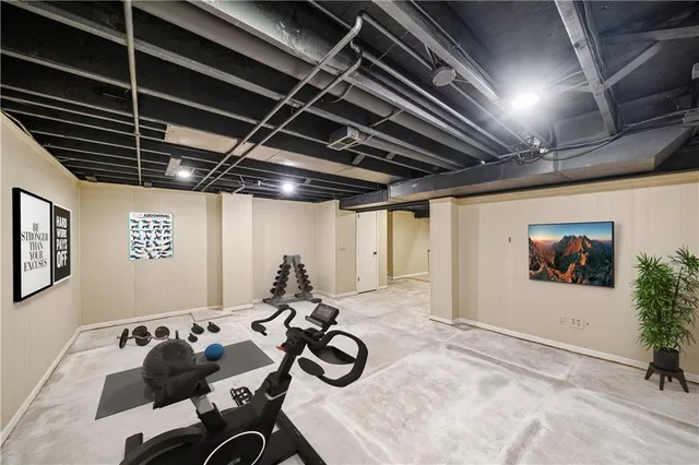 $420,000 | 7808 Long Avenue, Lenexa, KS 66216