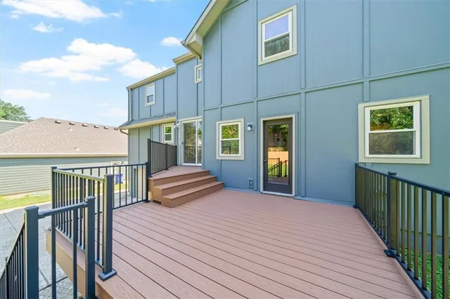 $420,000 | 7808 Long Avenue, Lenexa, KS 66216