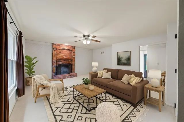 $420,000 | 7808 Long Avenue, Lenexa, KS 66216