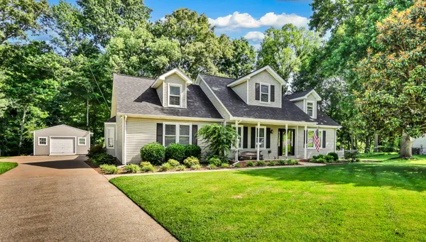 $435,000 | 3424 Clearwater Drive, Clarksville, TN 37042