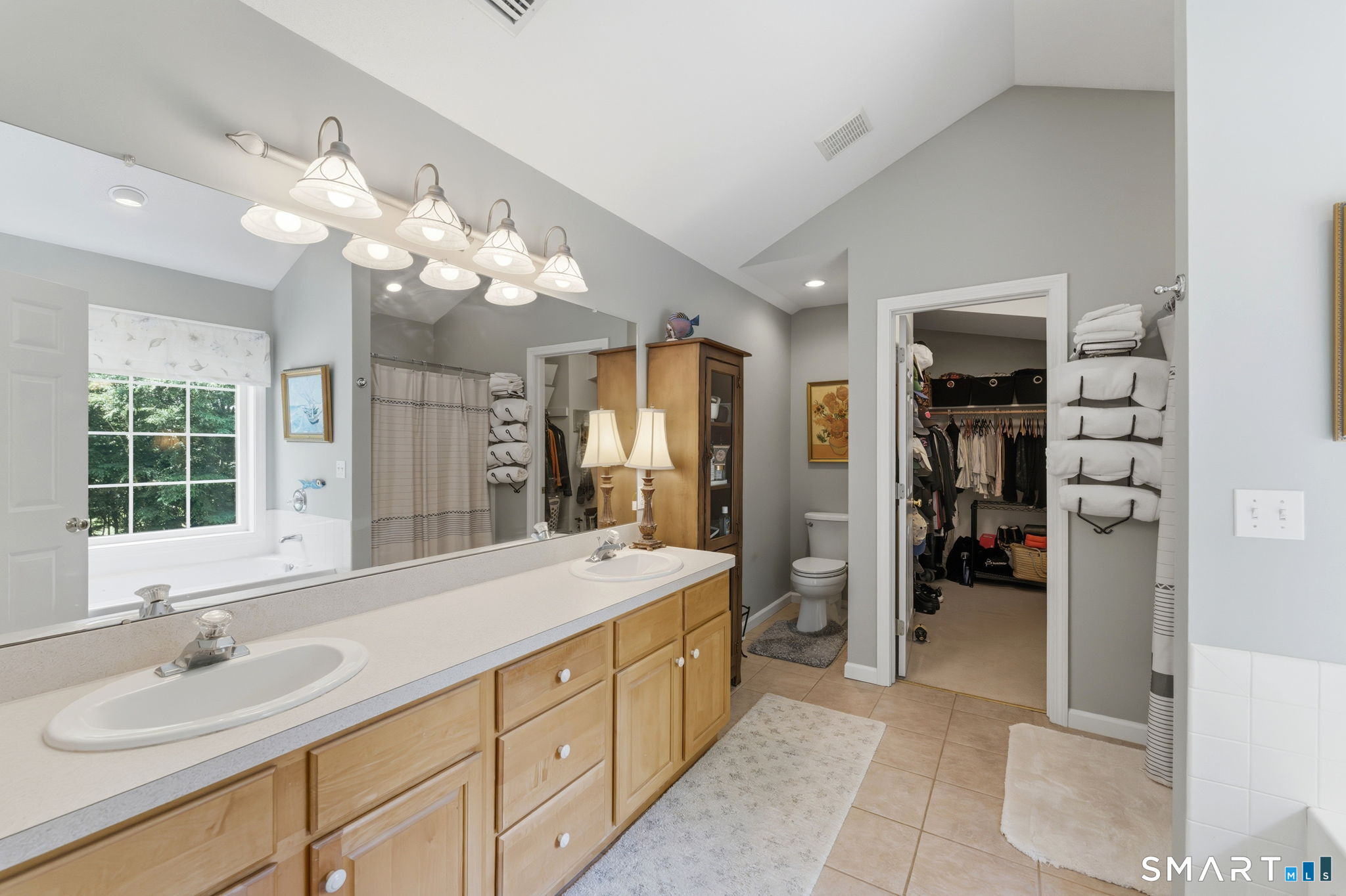 223 Broad Brook Road Enfield, CT 06082 - Photo 26 of 39